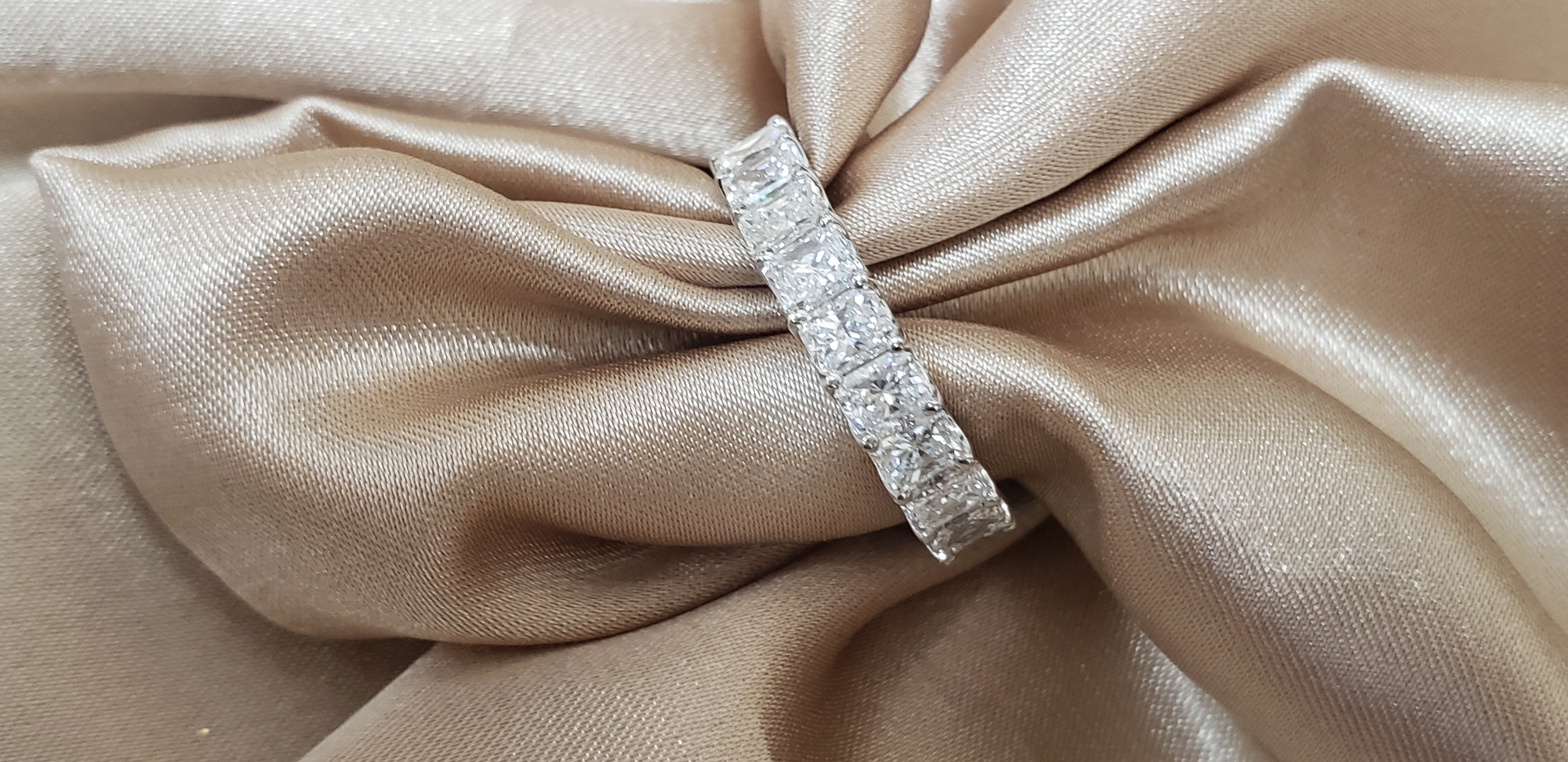 U-Cut Radiant Shape Eternity Band